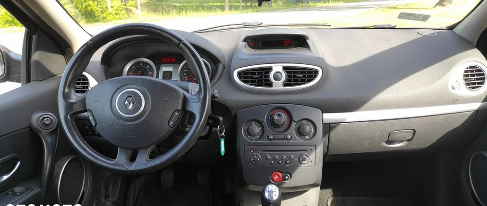 Renault Clio cena 5300 przebieg: 167000, rok produkcji 2006 z Osiek małe 106